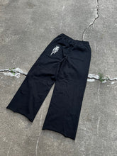 Load image into Gallery viewer, ARISE MONARCH BLACK SWEATPANT | SOLO LEVELING SET *PRE-ORDER*